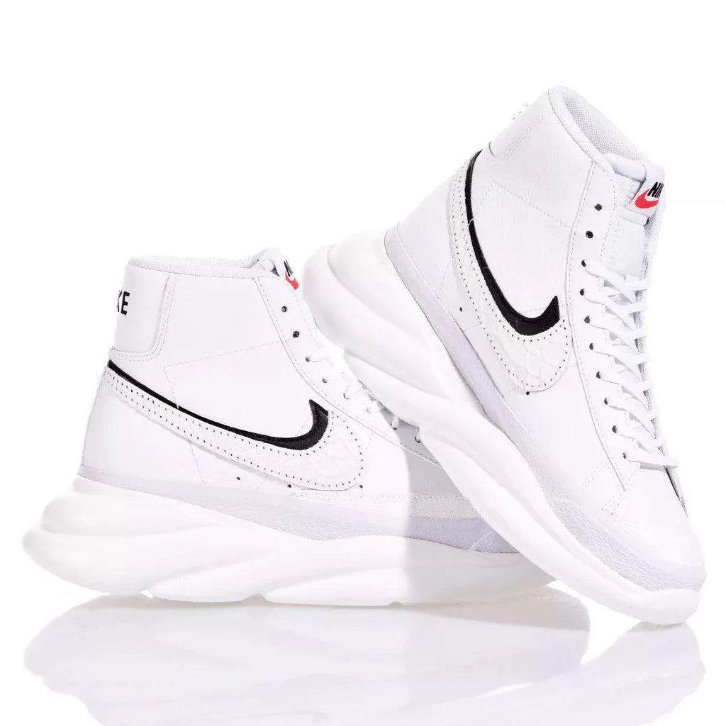 Nike Wave Black & White